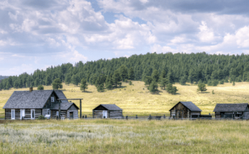 How To Go Off The Grid With No Money