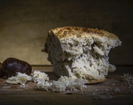 Food Bars, Crackers and Cakes for Preppers