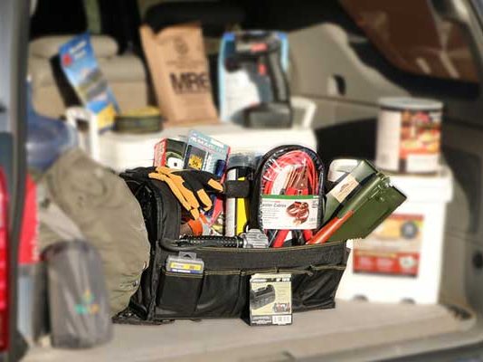 15+ Survival Items To Keep In Your Car At All Times For SHTF